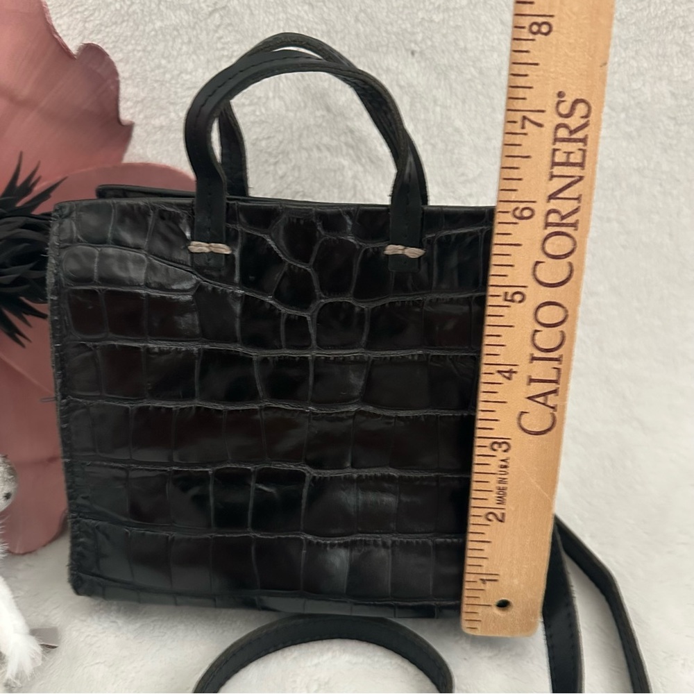 Clare V. Simple Black Croc Bebe Tote Crossbody Bag - Picture 13 of 14